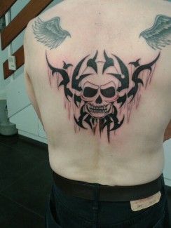 tatouage tête de mort